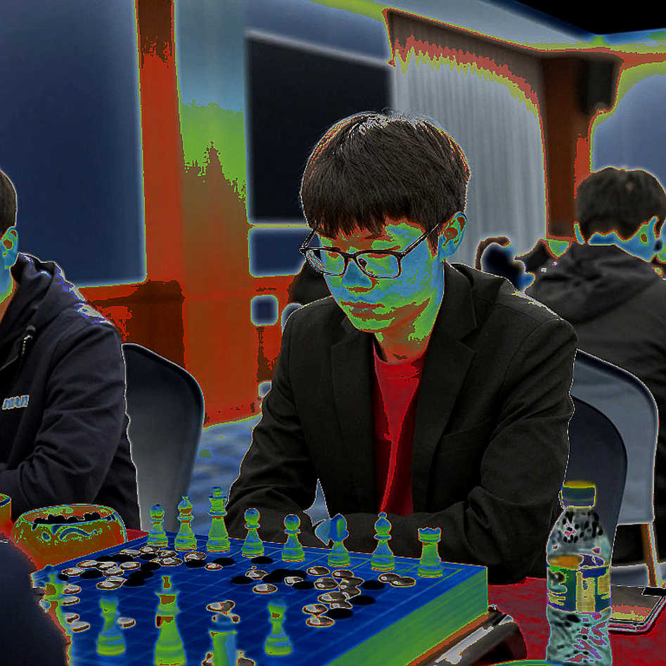 ChessBase Magazine #225: 27 Miniatures, 10 Opening Articles, and the Data Gap Behind the "Olympiad" Promise
