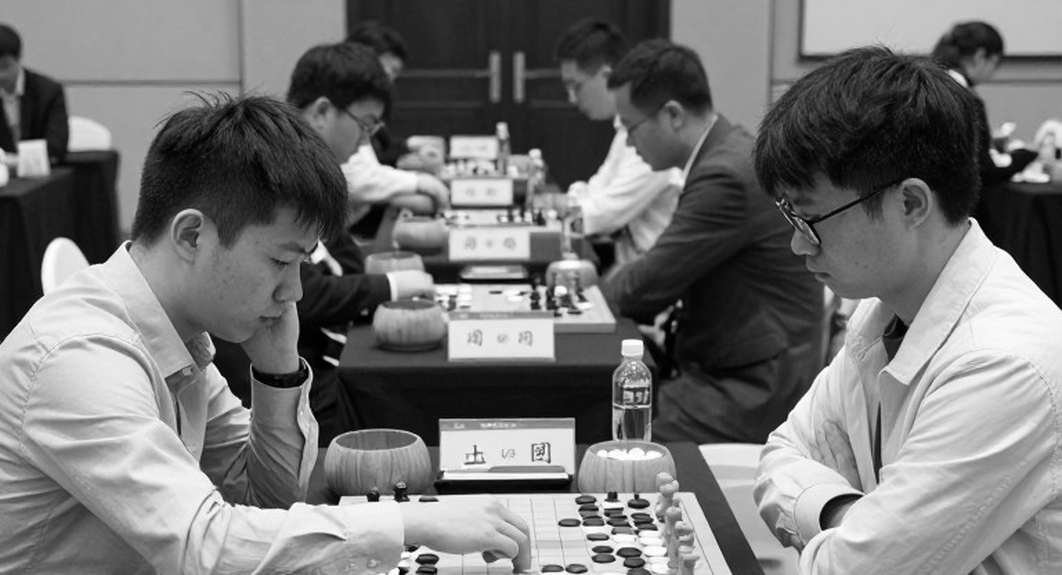 Olympiad cờ vua 2026: Ấn Độ bảo vệ ngai vàng giữa lòng Samarkand, Sindarov chờ 'cuộc chiến định mệnh' với Gukesh
