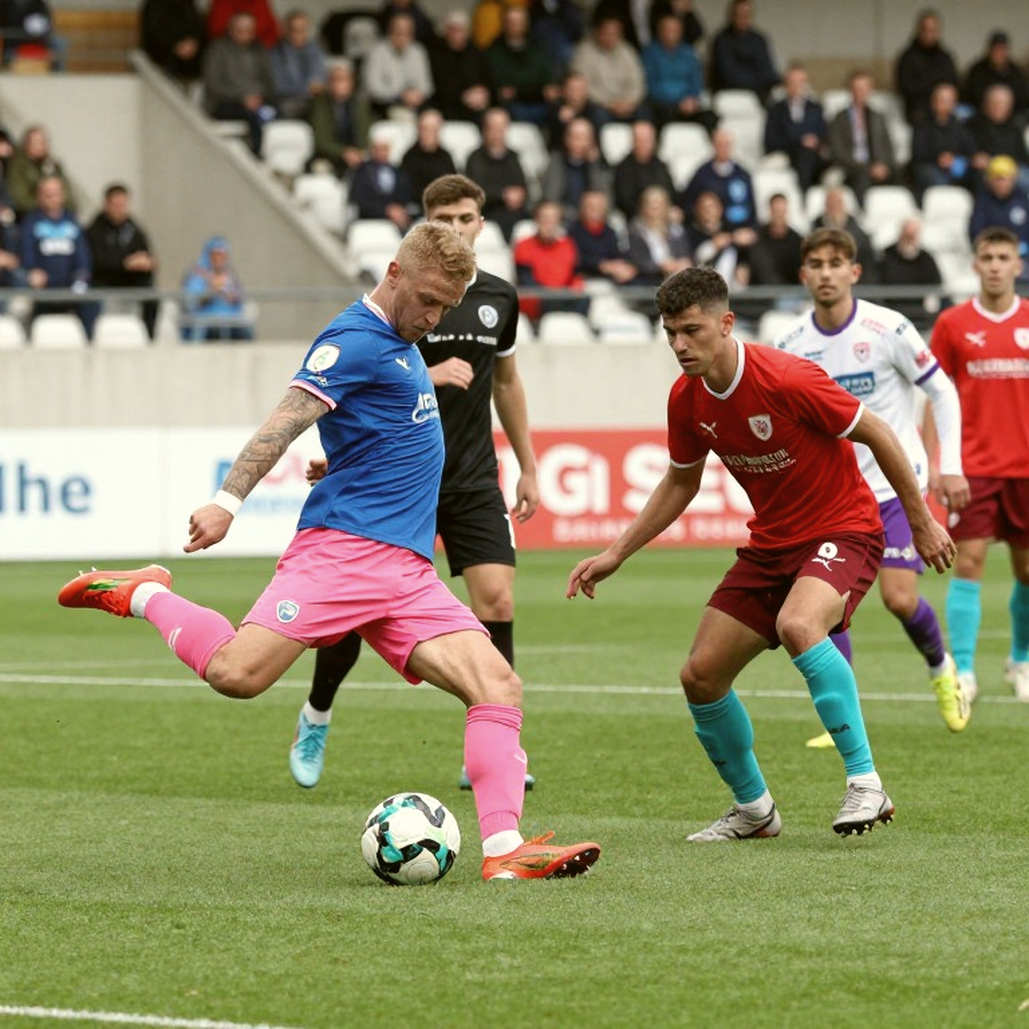 Kỳ chuyển nhượng V.League và lỗi cấu trúc: tiền đạo ngoại không chữa được khoảng cách giữa các tuyến