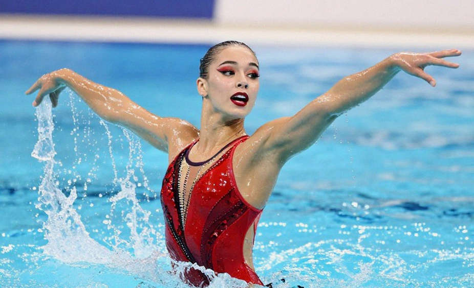 Gianna Cook cam kết với Monmouth: bản đồ tốc độ của một chuyên gia bướm 200m
