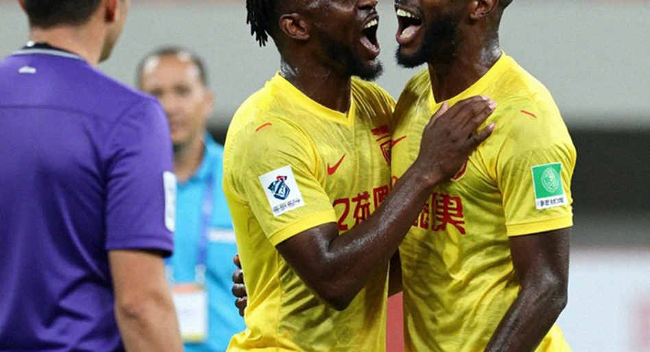 Tactical Analysis: Chelsea Signs Martínez - Defensive Solution or Temporary Fix