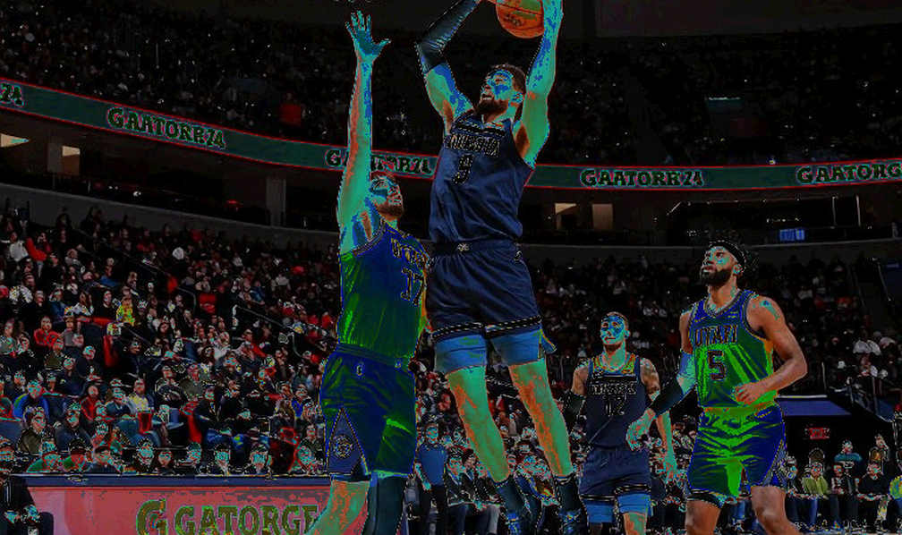 Valanciunas tỏa sáng, nhưng Zalgiris đang đánh cược với thời gian