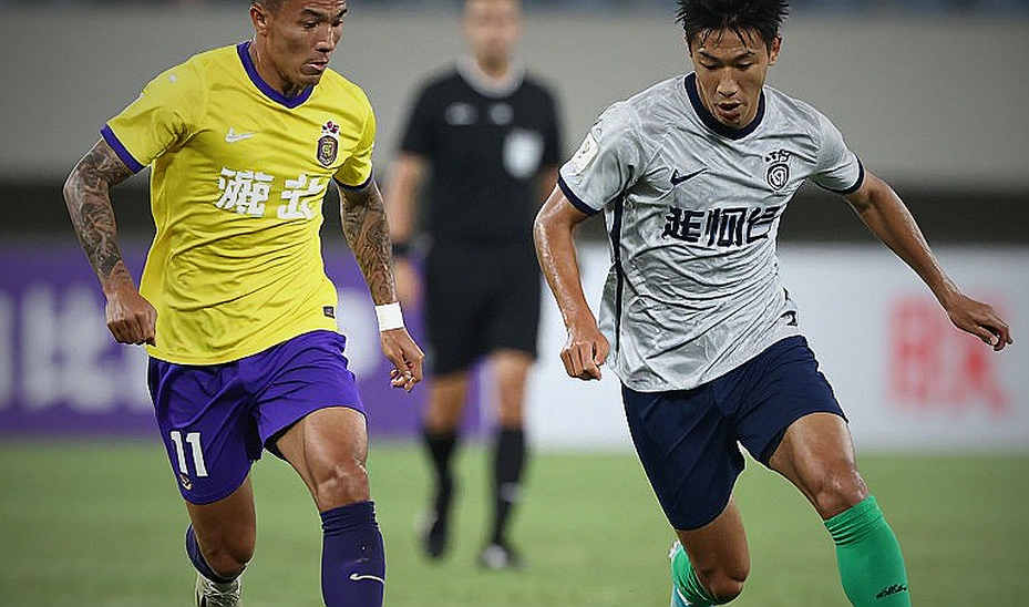 Ba trụ cột của Tây Ban Nha: Đại học, văn hóa Basque và dấu ấn Cruyff