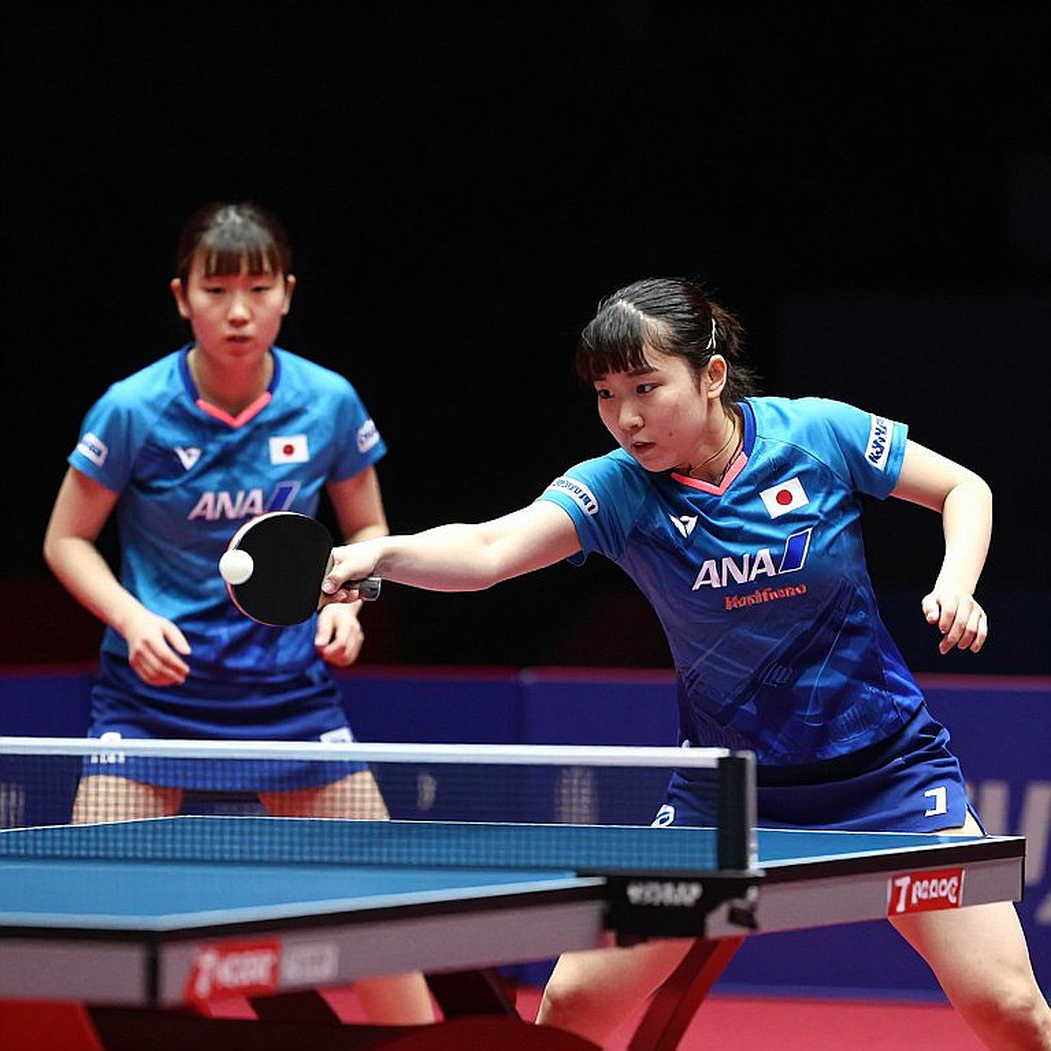 Lớp bụi của những viên ngọc bàn bóng: Đường cong trưởng thành và cái bẫy thần đồng