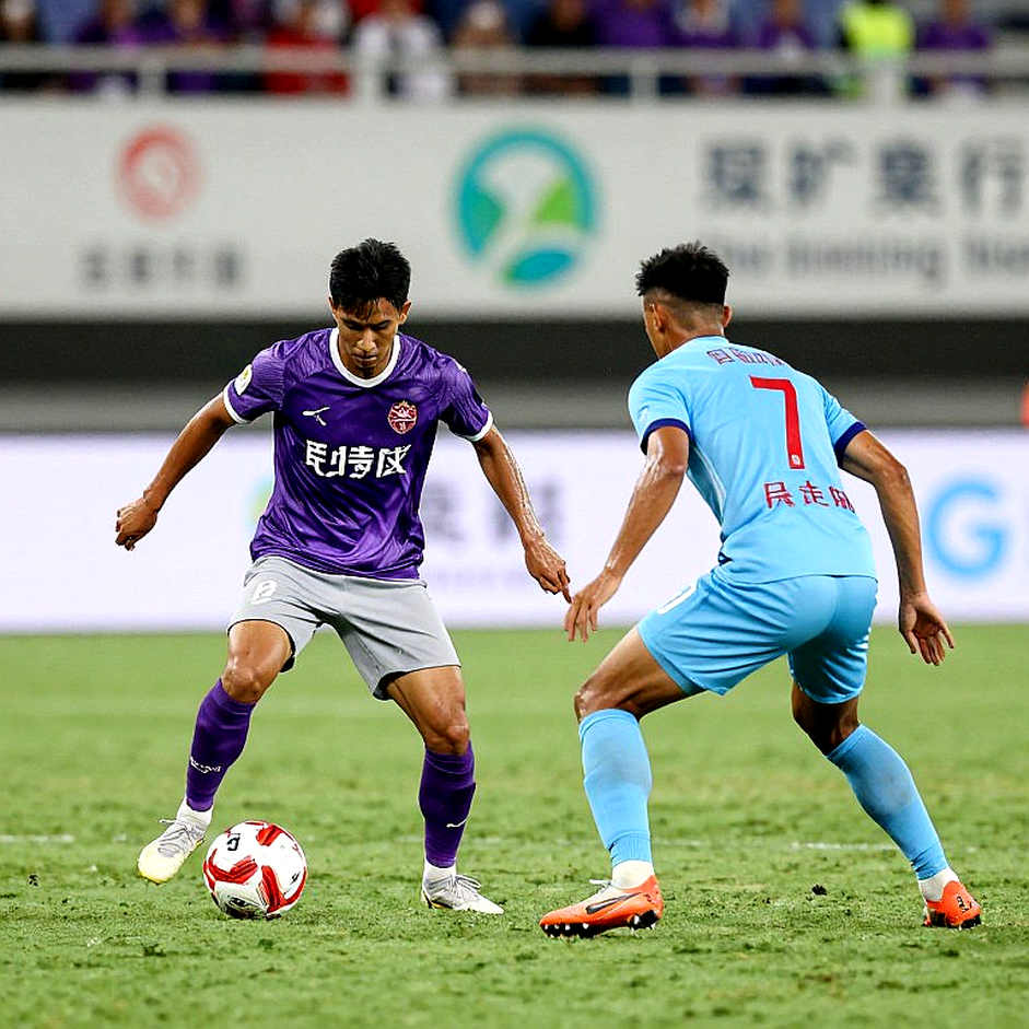 Kỳ chuyển nhượng V.League: khi trang giấy trắng là câu trả lời trung thực nhất