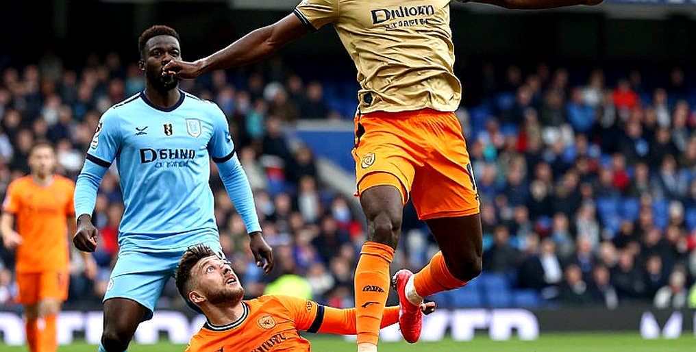 Manchester Derby: When the Clock Is Right but the Identity Sits in the Wrong Seat Manchester Derby: When the Clock Is Right but the Identity Sits in the Wrong Seat