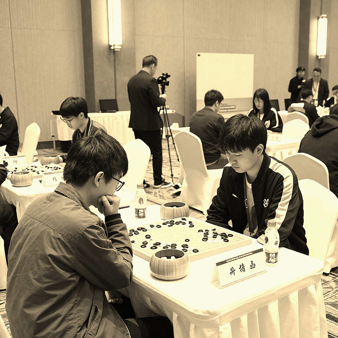 Empty Analysis: Cannot Create Pure Vietnamese Sports News Article